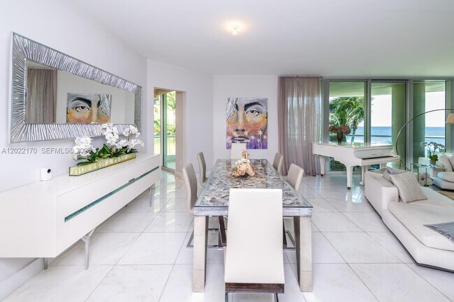 Building Photo - 16051 Collins Ave
