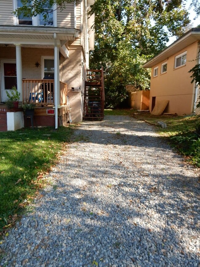 Building Photo - 1214 Hamilton Terrace SE