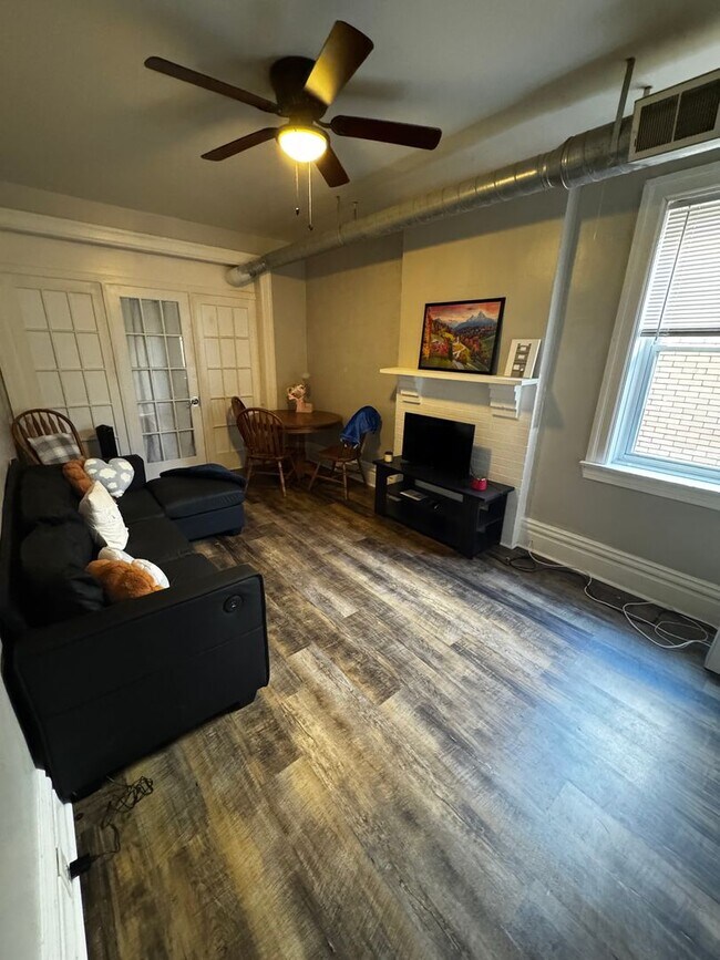 Building Photo - 411 McKee Pl