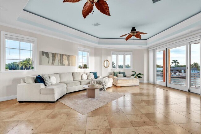 Building Photo - 7924 3rd Ave S