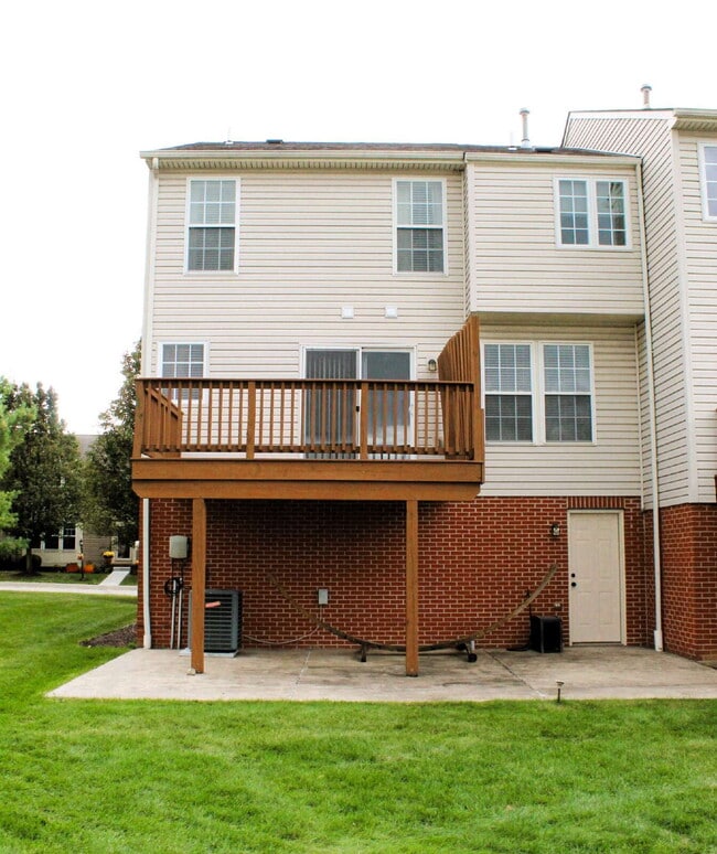 Building Photo - Roomy 3-Bedroom Townhouse in Baldwin Neigh...