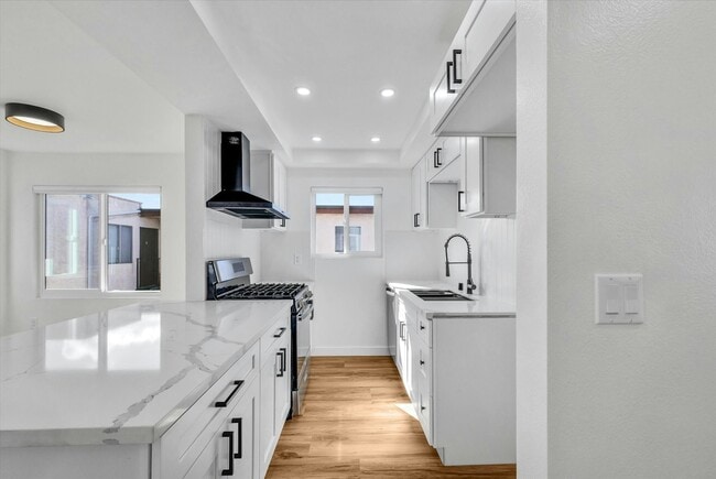 Primary Photo - 18652 Libra Cir