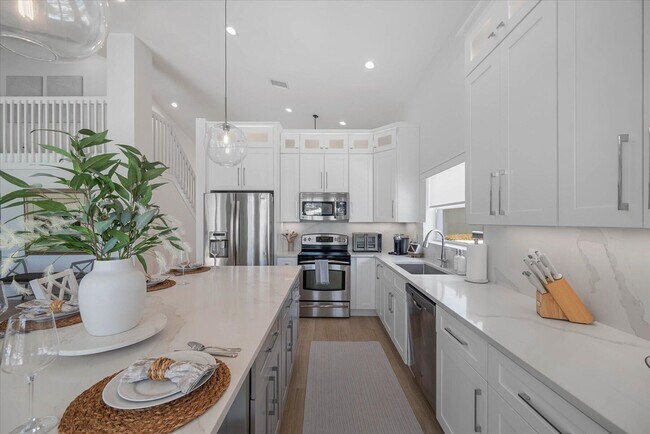Building Photo - 4145 Bahia Isle Cir