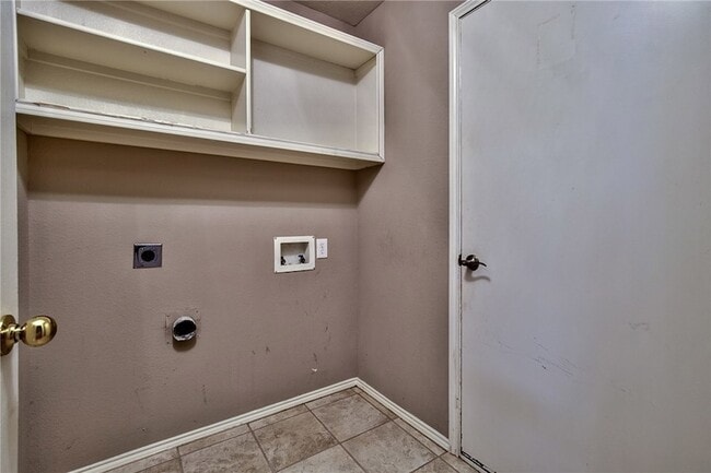 Building Photo - 3016 Afton Ridge Dr