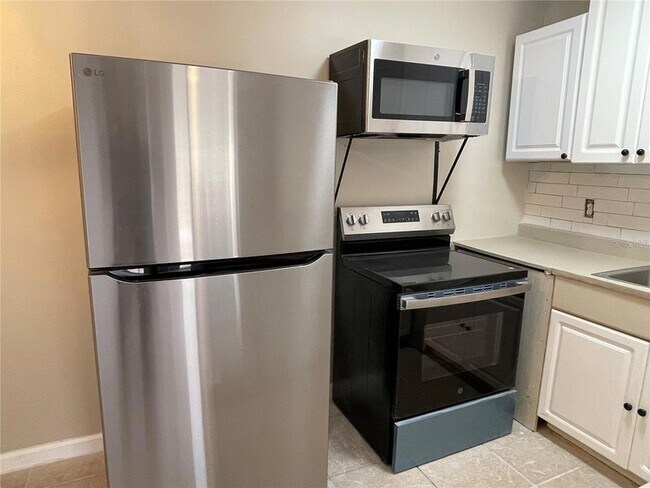 Building Photo - 199 Fulton St NE