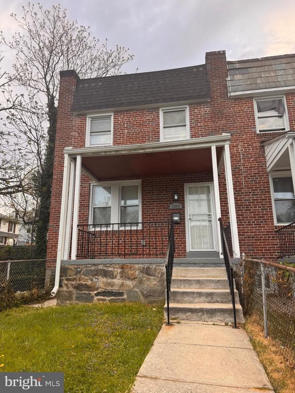 Building Photo - 5200 Ready Ave