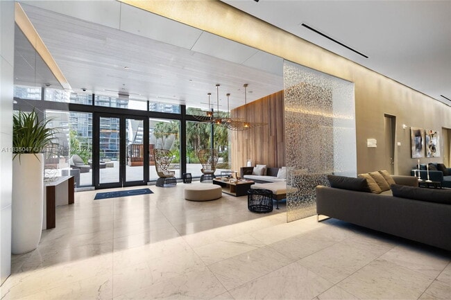 Building Photo - 88 SW 7th St