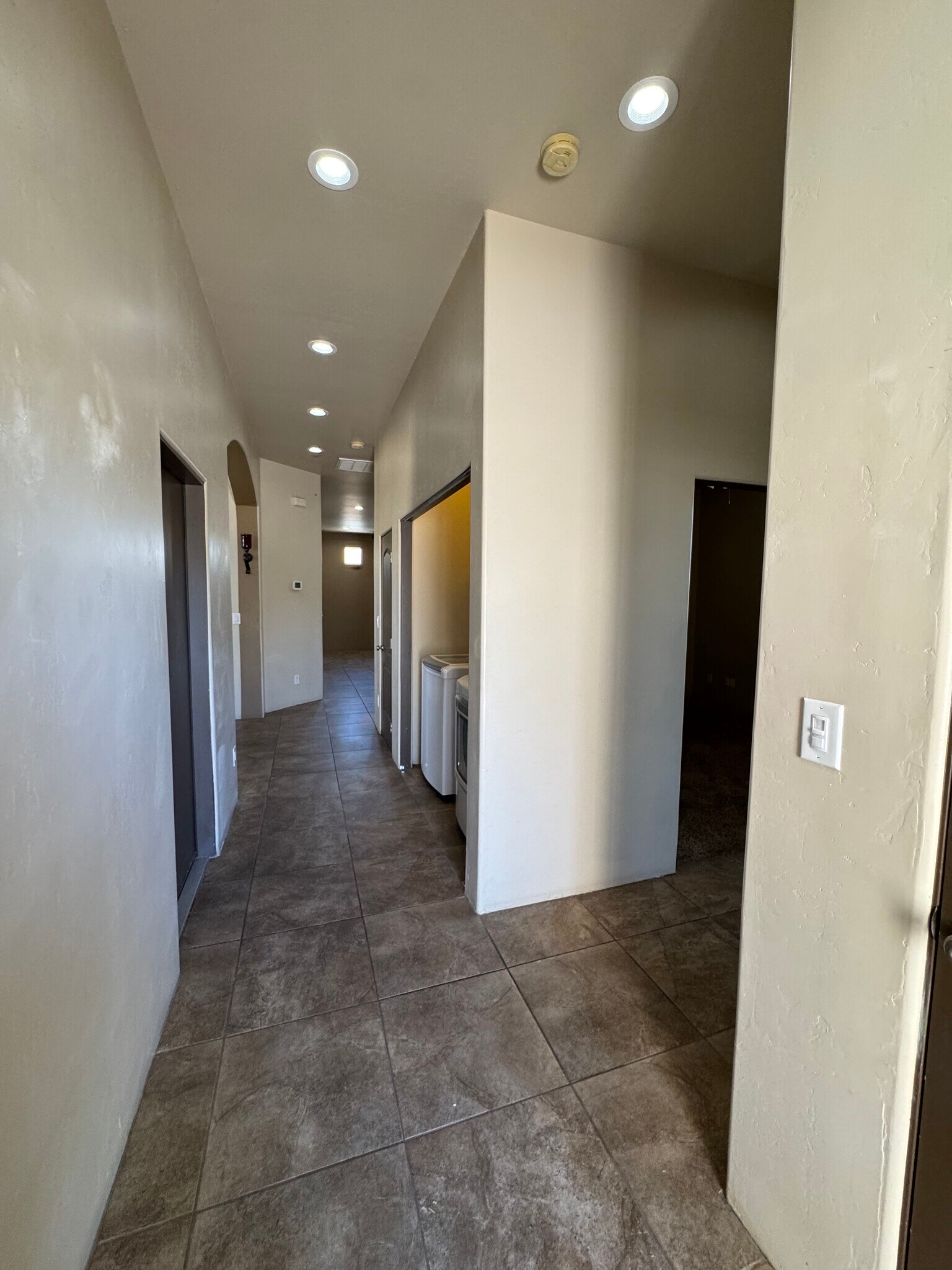 Building Photo - 4600 6th St NW