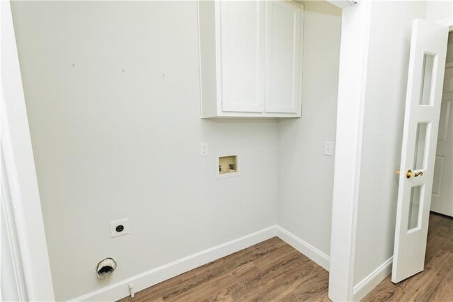 Building Photo - 525 Rams Way