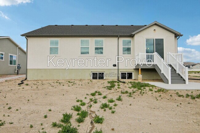 Building Photo - 2568 N 3670 W
