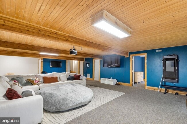 Building Photo - 8 Hope Valley Ln