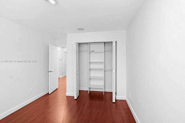 Building Photo - 11549 NW 51st Ln