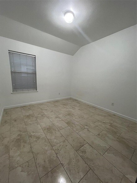 Building Photo - 6304 Spring Ranch Dr
