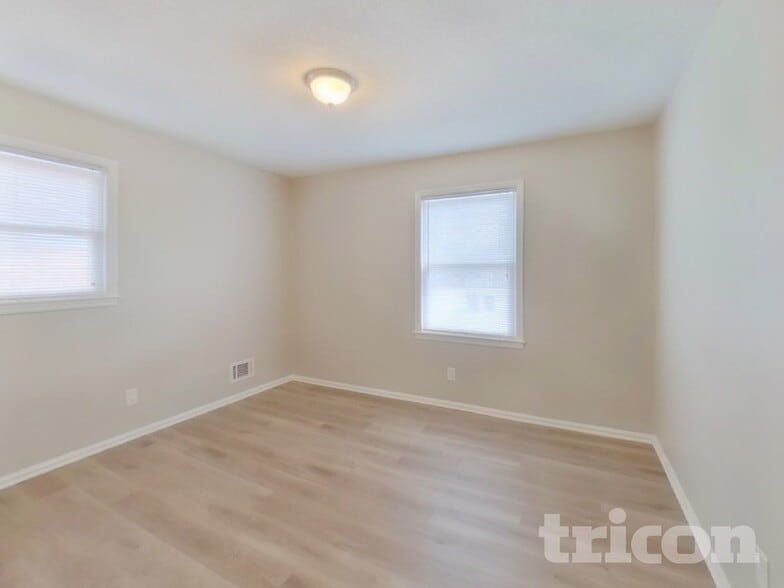 Building Photo - 3959 Notre Dame Pass