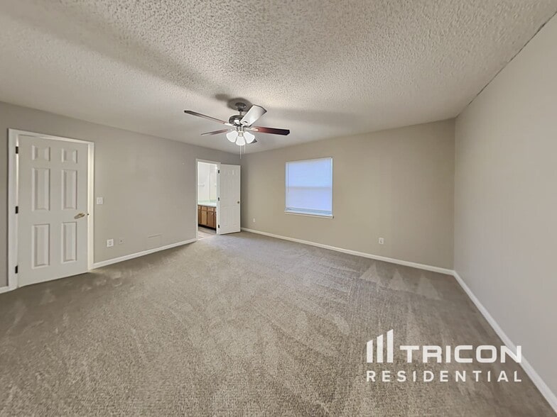 Building Photo - 7544 Teaticket Ct