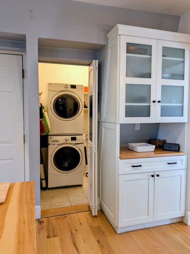 Building Photo - 34 West St