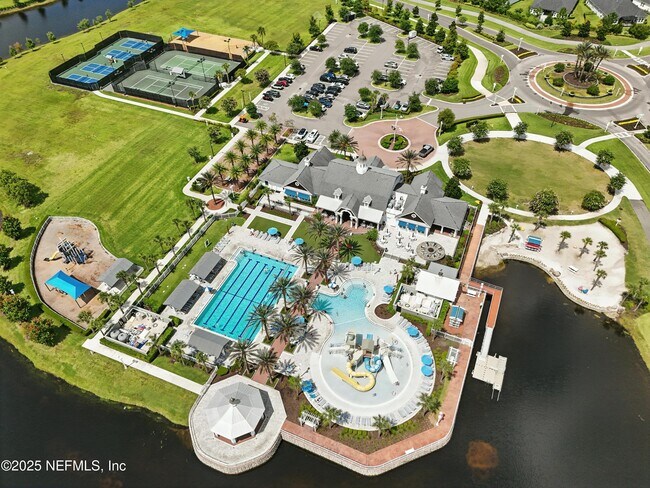 Building Photo - 480 Loosestrife Wy