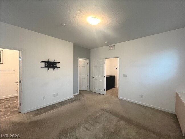 Building Photo - 965 Nevada State Dr