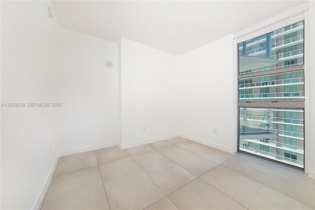 Building Photo - 1100 S Miami Ave