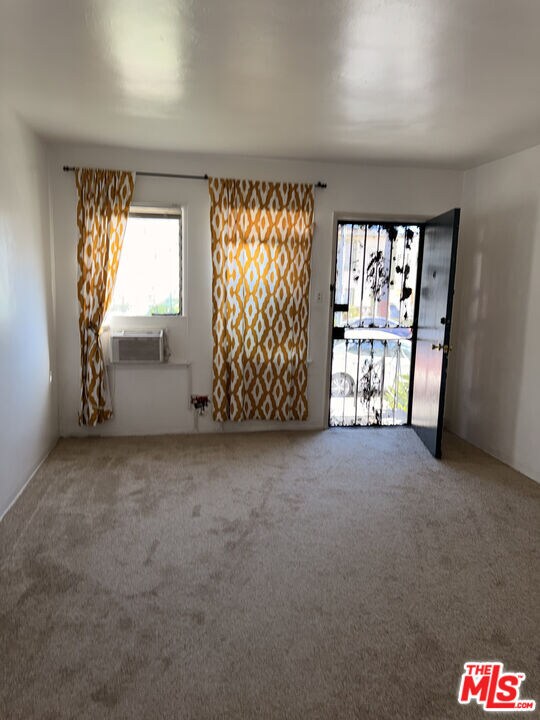 Building Photo - 5951 Carlton Way