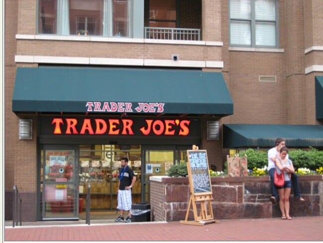 Building Photo - Updated Corner Unit at the Swarthmore in Foggy Bottom
