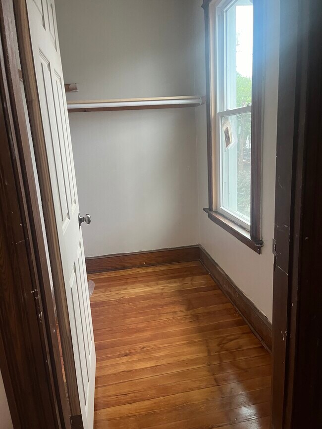 Building Photo - 89 Waterville St