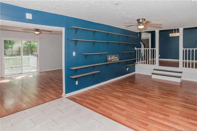 Building Photo - 1302 Kienast Dr