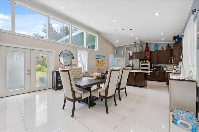 Building Photo - 4527 Redcoat Dr
