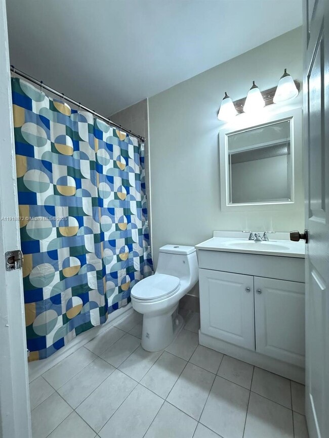 Building Photo - 1190 NW 124th Ave