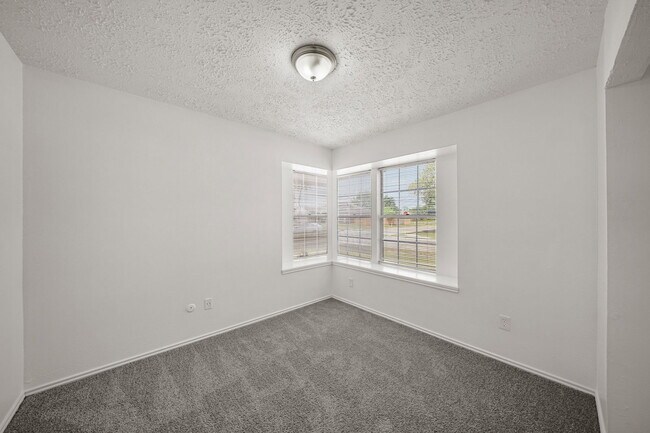 Building Photo - 20614 Park Row Blvd