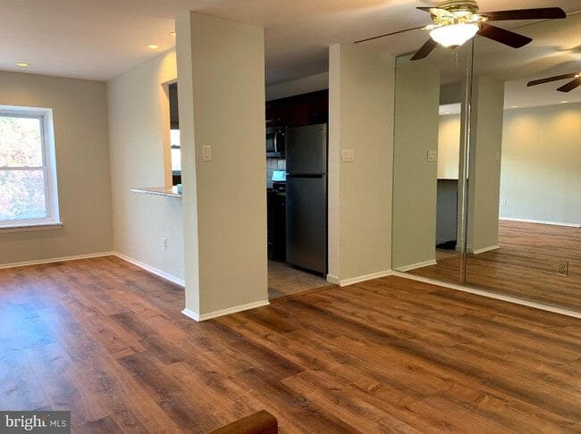 Building Photo - 9358 Neil Rd