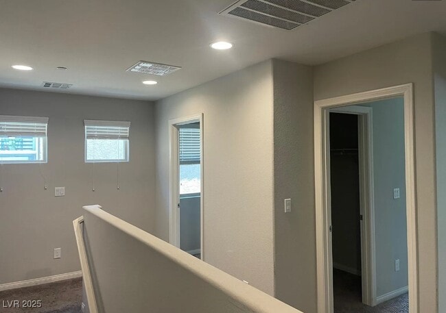 Building Photo - 2240 Sky Island Dr