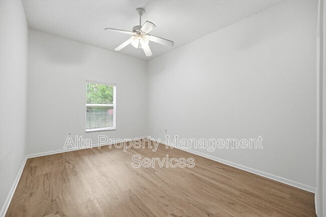 Building Photo - 6081 Maggies Cir