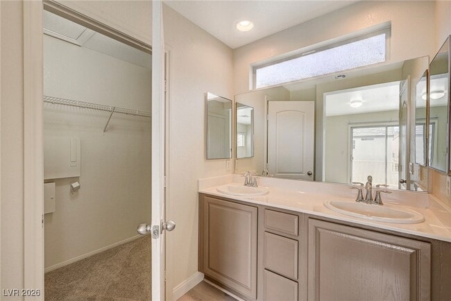 Building Photo - 10408 September Flower St