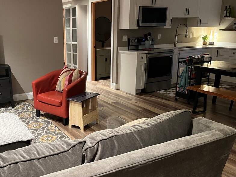 Building Photo - 1220 Carroll Rd