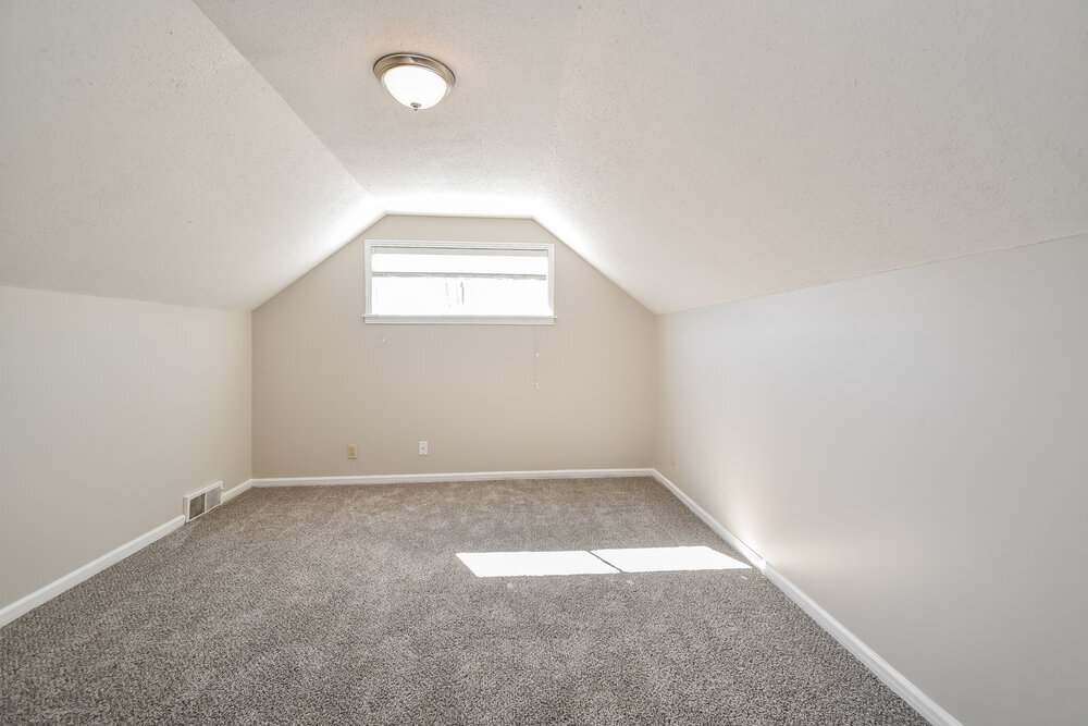 Building Photo - 3188 Bluefield St