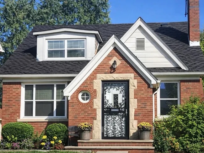 Building Photo - 15081 Young St