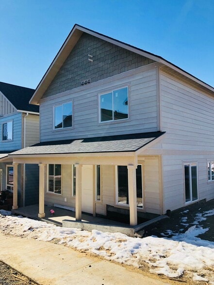 Building Photo - 1005 Clockworks Ln