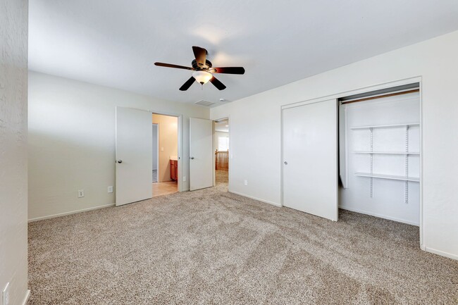 Building Photo - Beautiful Anthem Highland 3 Bedroom Home!