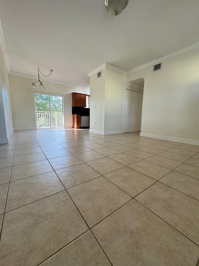 Building Photo - 7280 NW 174th Terrace