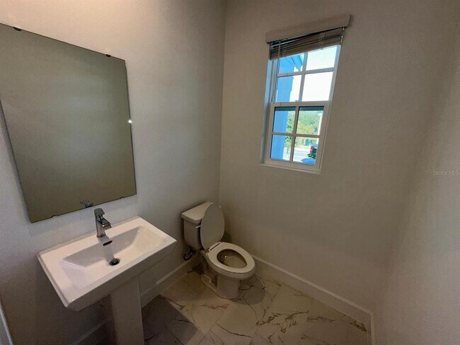 Building Photo - 2432 Celebration Blvd