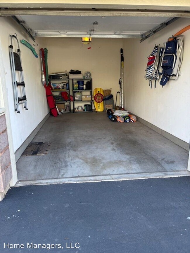 Building Photo - 2 br, 2 bath House - 10 Upena Lane, Apt 202