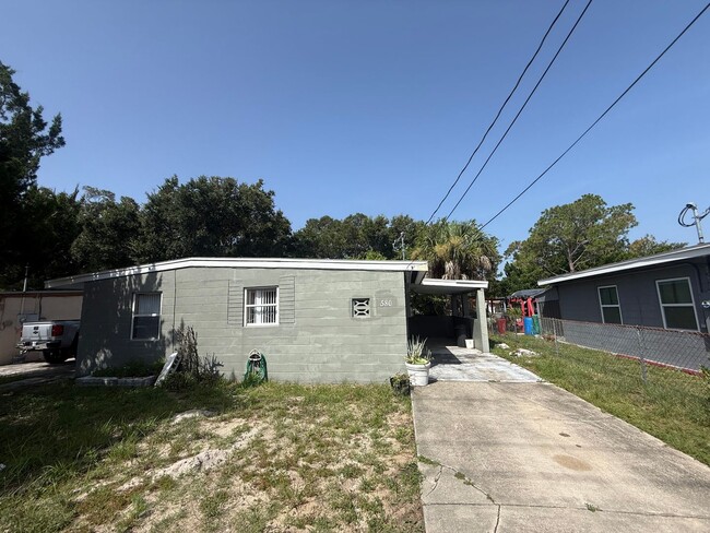 Building Photo - 580 Berkshire Rd