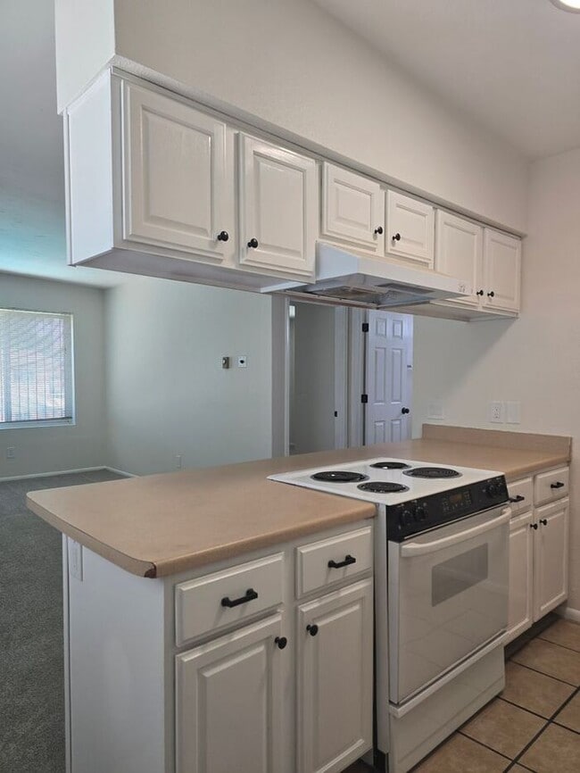 Primary Photo - 1/2 MONTH FREE ON 12 MONTH LEASE AND MOVE ...