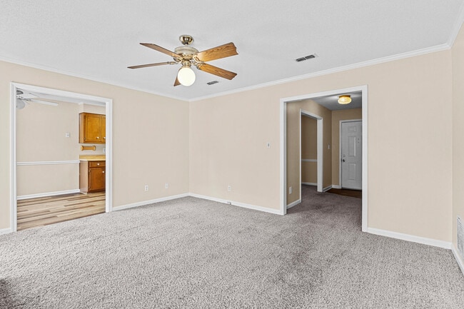 Building Photo - 4158 Arlington Rd