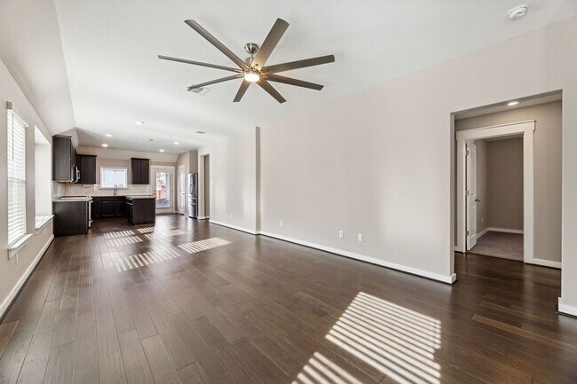 Building Photo - 128 Gidran Trail