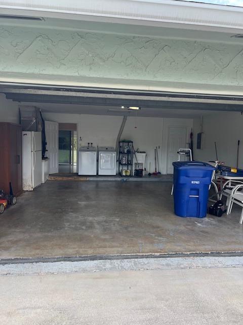 Building Photo - 153 Meadowlark Dr