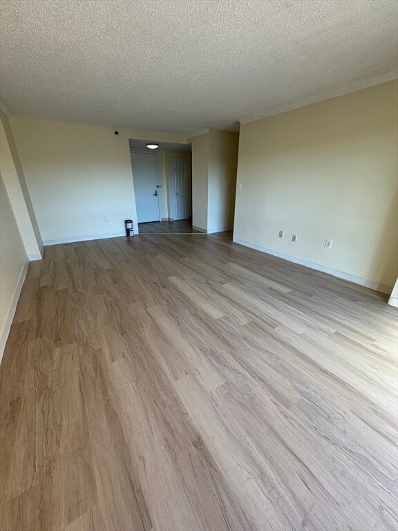 Building Photo - 15 North Beacon St