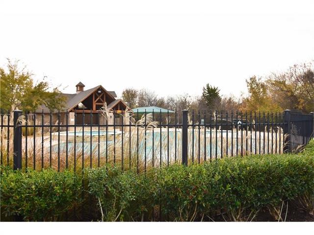 Building Photo - 1708 Estacado Dr