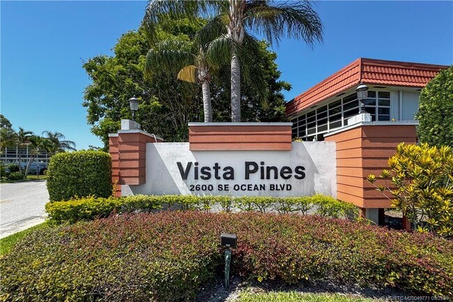 Building Photo - 2600 SE Ocean Blvd